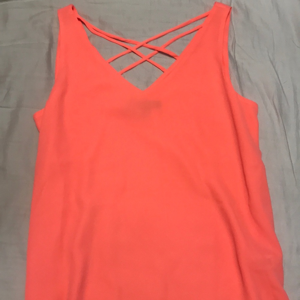 Coral top